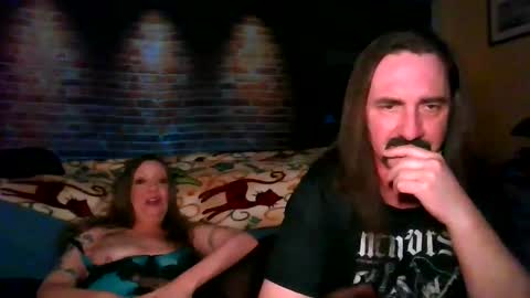 husbandwife4life online show from 12/28/24, 09:20