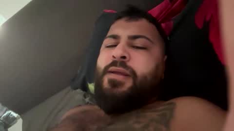 Snapshot of hut6969 chatting on 10/26/25, 10:43 hut6969 online show from 10/26/25, 10:43