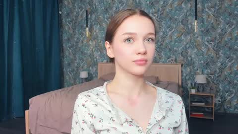 Snapshot of hwadwellingham chatting on 06/05/26, 07:14 Lily online show from 06/05/26, 07:14