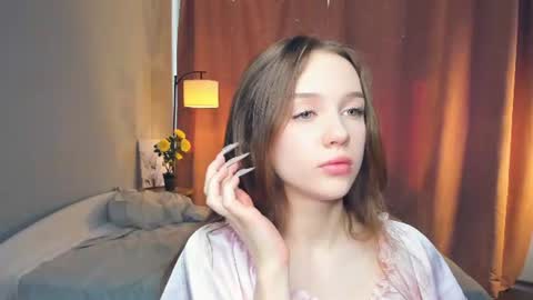 Snapshot of hwadwellingham chatting on 06/13/26, 07:17 Lily online show from 06/13/26, 07:17