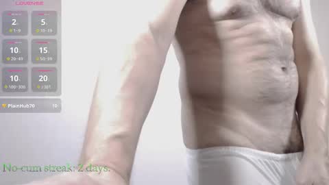 Snapshot of hxmister chatting on 10/18/25, 02:36 Andrew online show from 10/18/25, 02:36