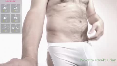 Snapshot of hxmister chatting on 12/14/25, 06:34 Andrew online show from 12/14/25, 06:34