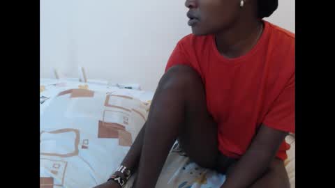 Snapshot of hyacinth_b chatting on 06/11/26, 12:32 hyacinth_b online show from 06/11/26, 12:32