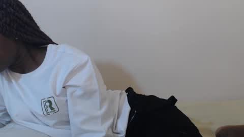 hyacinth_b online show from 07/12/26, 05:59