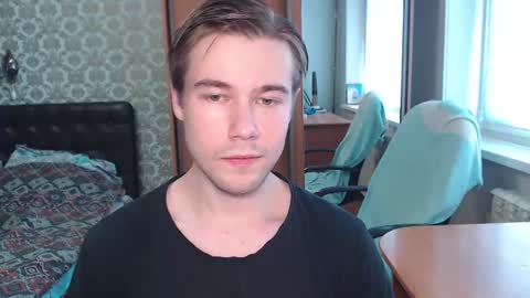Tom online show from 06/18/26, 06:24