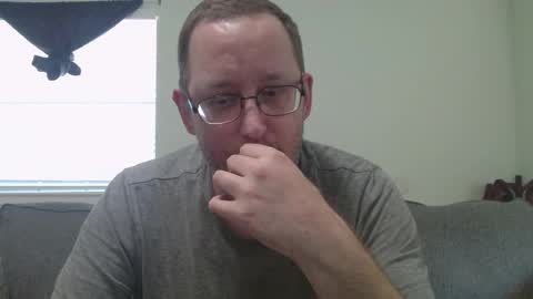 Snapshot of hybridhuman666 chatting on 09/27/25, 04:01 Bob Anderson online show from 09/27/25, 04:01