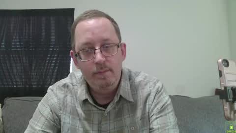 Snapshot of hybridhuman666 chatting on 10/03/25, 03:42 Bob Anderson online show from 10/03/25, 03:42