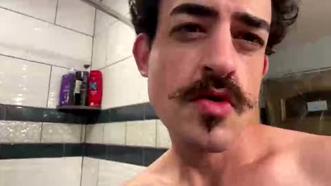 hydrakinglaser online show from 11/02/25, 08:39