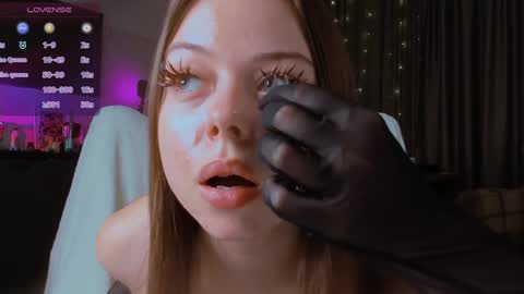 Snapshot of hype_meal_home chatting on 01/07/25, 06:03 Miley. PVT open i have extra prices on nude show online show from 01/07/25, 06:03