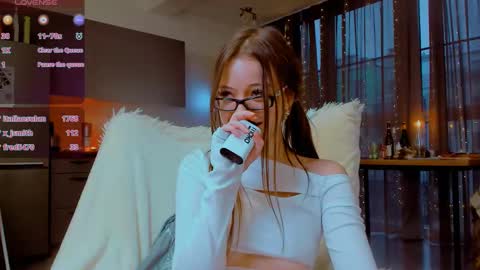 Snapshot of hype_meal_home chatting on 02/10/25, 02:26 Miley. PVT open i have extra prices on nude show online show from 02/10/25, 02:26