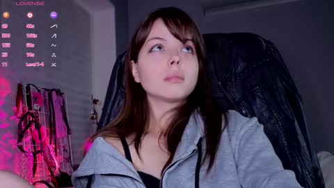 Snapshot of hype_meal_home chatting on 02/12/26, 07:20 Miley. PVT open i have extra prices on nude show online show from 02/12/26, 07:20