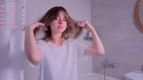 Snapshot of hype_meal_home chatting on 04/05/26, 08:06 Miley. PVT open i have extra prices on nude show online show from 04/05/26, 08:06