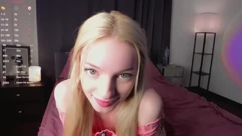 Kate online show from 12/15/25, 02:43