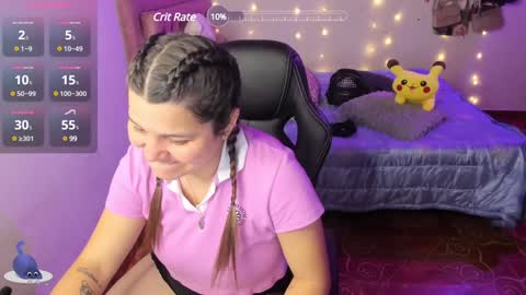 Snapshot of hyun22148625 chatting on 12/19/24, 06:45 Hello Im Julieta Im 25 years old and I love being here. Thank you for visiting my living room. The only rule is that you hap online show from 12/19/24, 06:45