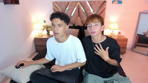 Snapshot of hyunjin_sun chatting on 11/14/25, 07:01 Son Hyunjin online show from 11/14/25, 07:01