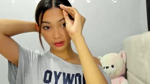 Snapshot of i_can_do_both chatting on 10/03/25, 03:58 jek online show from 10/03/25, 03:58