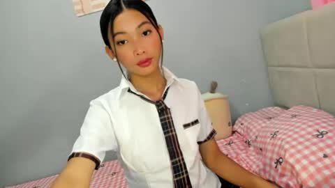 Snapshot of i_can_do_both chatting on 10/31/25, 03:07 jek online show from 10/31/25, 03:07