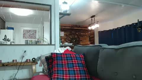 Snapshot of i_fetishize_u chatting on 03/06/25, 07:21 ShortStuff online show from 03/06/25, 07:21