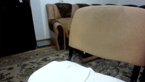 Snapshot of i_like_older_men chatting on 11/29/25, 06:16 i_like_older_men online show from 11/29/25, 06:16