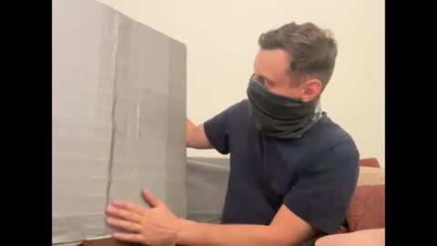 i o ro online show from 10/03/25, 07:16