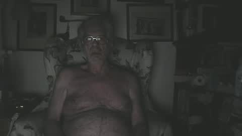 ImYourBitch online show from 01/21/25, 11:03