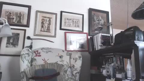 ImYourBitch online show from 02/01/25, 12:07