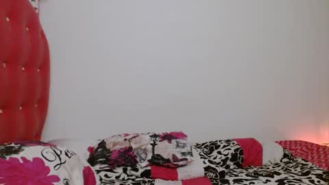 Valeria online show from 02/28/25, 11:56