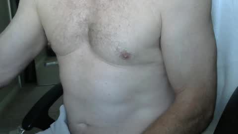 Snapshot of i_was_a_shy_dad chatting on 09/19/25, 05:35 i_was_a_shy_dad online show from 09/19/25, 05:35