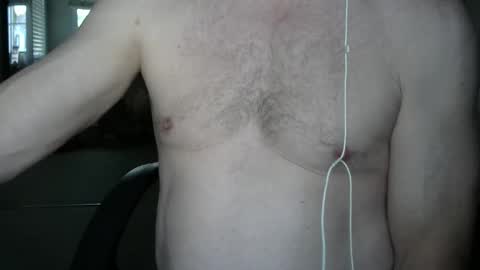 Snapshot of i_was_a_shy_dad chatting on 10/22/25, 12:55 i_was_a_shy_dad online show from 10/22/25, 12:55