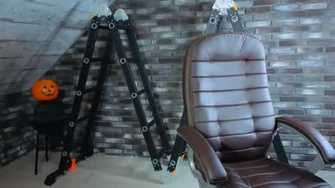 Blake online show from 10/18/25, 07:03