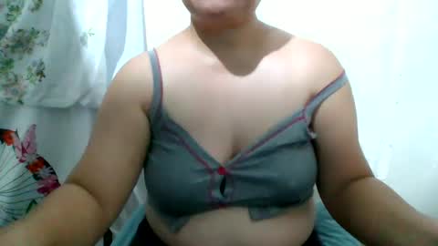 iam_jana online show from 02/03/25, 04:31