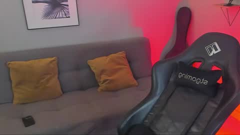 Light online show from 06/28/26, 10:49