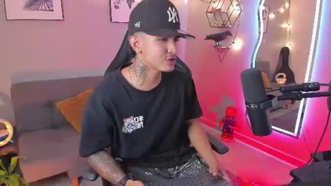 Light online show from 07/22/26, 01:30