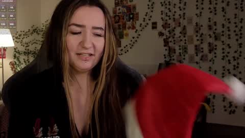 Meg  online show from 12/29/24, 02:10