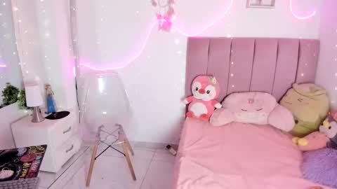 iam_monika online show from 05/28/26, 10:29