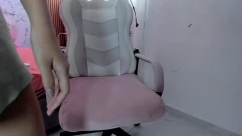 iam_monika online show from 07/04/26, 09:10