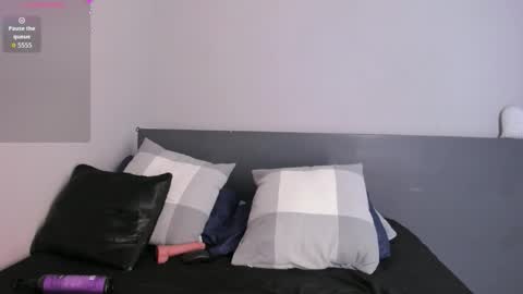 Snapshot of iam_salome_ chatting on 09/29/25, 08:24 salome online show from 09/29/25, 08:24