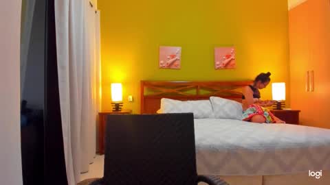 Snapshot of iam_your_fantasy chatting on 12/16/24, 11:18 iam_your_fantasy online show from 12/16/24, 11:18