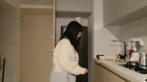 Zoe 3 online show from 06/28/26, 03:12
