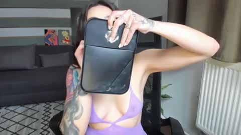 Baby Gal online show from 02/04/25, 11:38