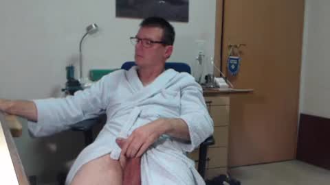 iamachim online show from 11/06/25, 07:04