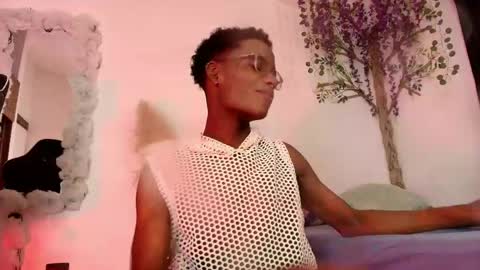 Snapshot of iamandrey_ chatting on 05/15/26, 01:23 iamandrey_ online show from 05/15/26, 01:23