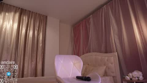 Claire online show from 02/16/25, 07:49