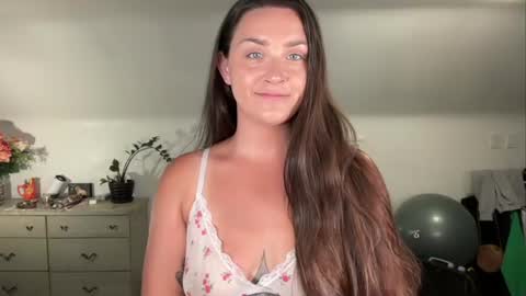 Crystal online show from 06/13/26, 11:02