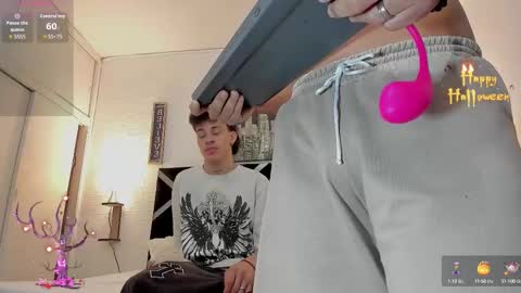 Snapshot of iamduque chatting on 10/13/25, 02:33 Iam Joseant online show from 10/13/25, 02:33