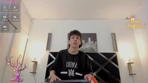 Snapshot of iamduque chatting on 10/17/25, 03:53 Iam Joseant online show from 10/17/25, 03:53