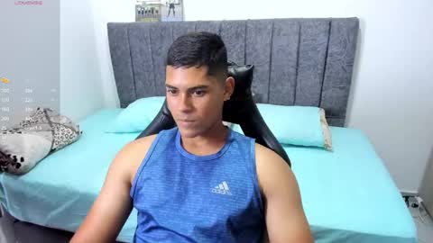 Dylan  independent model  online show from 11/26/25, 07:59