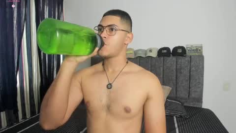 Dylan  independent model  online show from 05/05/26, 01:52