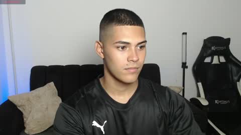Dylan  independent model  online show from 06/14/26, 11:29