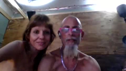 Snapshot of iamgoat_69 chatting on 02/14/25, 04:04 Goat Lulu Elektra online show from 02/14/25, 04:04